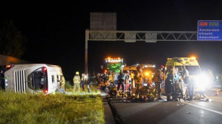 Τροχαίο με τουριστικό λεωφορείο που μετέφερε Γερμανούς στην Ολλανδία - 20 τραυματίες