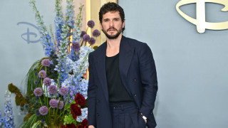 Ο Κιτ Χάρινγκτον στον νέο «Χάρι Πότερ» του HBO ως Γκίλντεροϊ Λόκχαρτ