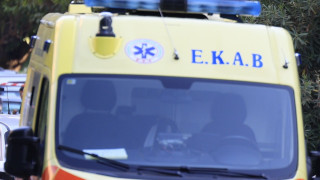 Τραγωδία στη λεωφόρο Φυλής: Νεκρή 17χρονη μετά από τροχαίο - ΙΧ με πέντε νεαρούς χτύπησε σε κολώνα