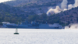 Βελτιωμένη εικόνα της φωτιάς στη Βοιωτία- Παραμένουν στο μέτωπο της Σαλαμίνας πυροσβεστικές δυνάμεις