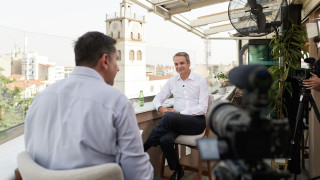 Πυρά Μητσοτάκη κατά ΠΑΣΟΚ για «ασχετοσύνη»: «Επιλέγει να ψηφίσει Ακρίτα αλλά όχι Στουρνάρα»