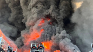 Ουκρανία: Πυρομαχικά, drones και εκρηκτικά στην αποθήκη που χτυπήθηκε απο την Ρωσία λέει ο Ζελένσκι