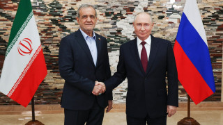 «Ρωσία και Ιράν διατηρούμε τις οικονομικές μας σχέσεις» - Το μήνυμα Πούτιν σε...Τραμπ μέσω Πεζεσκιάν
