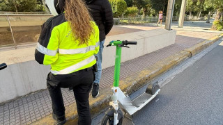 Αδιάλειπτοι έλεγχοι της Τροχαίας για τα ηλεκτρικά πατίνια - Πάνω από 105 παραβάσεις σε ένα 24ωρο