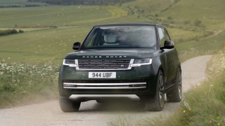 Το Range Rover έγινε και ηλεκτρικό!