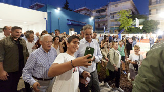 Ικανοποίηση Μητσοτάκη για το νέο σχολείο και κολυμβητήριο που αναβαθμίζουν τη Δυτική Θεσσαλονίκη