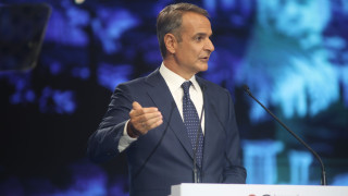 «Καρφιά» Μητσοτάκη με... Μητροπάνο από τη ΔΕΘ: «Η Ελλάδα έχει ανάγκη από σταθερό χέρι στο τιμόνι»