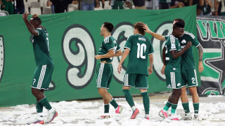 Παναθηναϊκός - ΠΑΟΚ 3-1: Άνετη νίκη για το «Τριφύλλι», με 10 παίκτες από το 16' έπαιζε ο «Δικέφαλος»