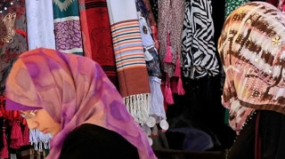 Σε ισχύ η απαγόρευση της μαντήλας στην Αυστρία σε κορίτσια κάτω των 14 ετών
