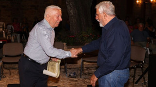 Ο Περιφερειάρχης Β. Αιγαίου τίμησε τον Δρ. Γεώργιο Β. Αποστολόπουλο για τη διαχρονική προσφορά του