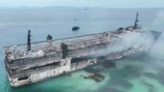 Τραγωδία στις Φιλιππίνες: Πέντε νεκροί και δεκάδες αγνοούμενοι από φωτιά σε πλοίο