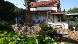Μαραθώνας: Σήμερα συνεχίζεται η δίκη για την 68χρονη που έθαψε τη μητέρα της στην αυλή