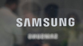 Η Samsung τρολάρει την Apple για το «iPhone Duo» - Οι Καρντάσιαν και οι... βιτριολικές αναρτήσεις