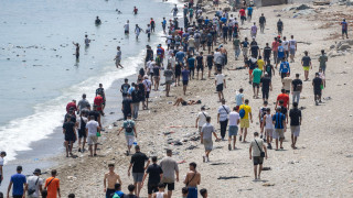 Νέος καταυλισμός στη Θέουτα για τους μετανάστες - Θα στεγάσει έως και 1.700 άτομα στο λιμάνι