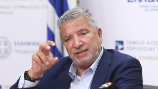 Πατούλης: «Οι δύο γιατροί μας εξαπάτησαν» - Πώς πέρασε από τον ΙΣΑ το μηχάνημα πλασμαφαίρεσης