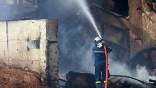 Φωτιά σε εργοστάσιο ανακύκλωσης στα Ιωάννινα - Αναφορές για τραυματία