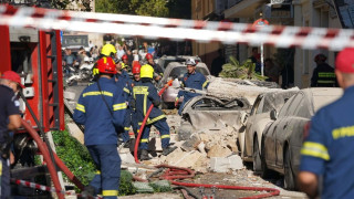 Πλάκα: Εντοπίστηκε στα χαλάσματα η τσάντα της αγνοούμενης Αμερικανίδας - Συνεχίζονται οι έρευνες