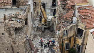 Πλάκα: Και τρίτη σορός στα συντρίμμια του κτηρίου - Τρεις τώρα οι αγνοούμενοι