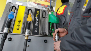 Πλαφόν στην τιμή της βενζίνης στο 1,99 βάζουν δυο πετρελαϊκές εταιρίες στην Ιταλία