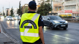 Μέσα στην ομάδα ΚΟΜΒΟΣ: Πώς η Τροχαία επιχειρεί να «ξεμπλοκάρει» την Αθήνα