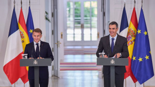 «Welcome back»: Μακρόν και Σάντσεθ θα δέχονταν πίσω στην ΕΕ τη Βρετανία με «ανοιχτές αγκάλες»