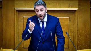 Ανδρουλάκης προς κυβέρνηση: Μου θυμίζετε τον στίχο «Μια ζωή περιμένω μα δε γίνονται θαύματα»