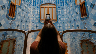 Μηνύσεις σε 18 influencers για παράνομο τζόγο - Τι αποκάλυψε ο Πιερρακάκης