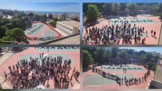 Ηλιούπολη: Το συγκινητικό «αντίο» των μαθητών στη διευθύντρια του σχολείου που πέθανε από ανακοπή