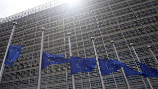 Έκτακτο φόρο στα υπερκέρδη των ενεργειακών εταιρειών εξετάσει η Κομισιόν