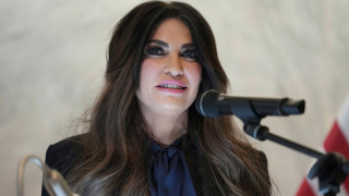 Ο Λευκός Οίκος ζήτησε την παραίτηση της Κίμπερλι Γκιλφόιλ