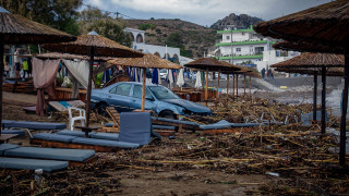 Μετρούν «πληγές» Ρόδος και Εύβοια: Ένας νεκρός και καταστροφές από την κακοκαιρία - Έρχεται νέο κύμα