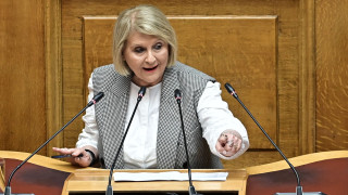 «Μύλος» έγιναν Βούτλεψη - Ακρίτα στη Βουλή: «Δεν θα ζήσουμε χίλια χρόνια» - «Στη Χούντα είστε;»