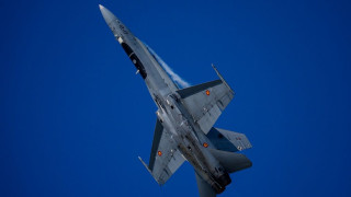 Συναγερμός στο ΝΑΤΟ: F-18 απογειώθηκαν για να αναχαιτίσουν εναέριο στόχο στη Ρουμανία