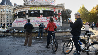 ΕΕ για Γαλλία: «Δεν πρέπει να συγχέουμε τους ειρηνικούς διαδηλωτές με όσους ασκούν βία»