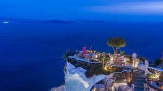 Michelin Stars: Ανατροπές στην ελληνική γαστρονομική σκηνή με τη Σαντορίνη σε πρώτο πλάνο