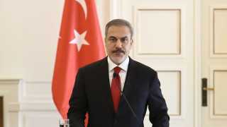 Φιντάν: Δεν αντιδρούμε στο καλώδιο απλά ζητάμε γραπτή ενημέρωση - Τι είπε για το casus belli