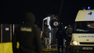 Τραγωδία στον Πειραιά: Τρεις νεκροί από την πτώση οχήματος στο λιμάνι