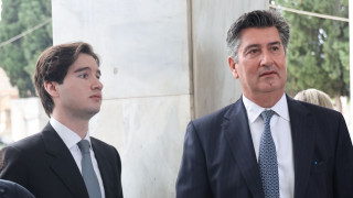 Πέντε χρόνια χωρίς τη Φώφη Γεννηματά: Συγκίνηση στο μνημόσυνό της- Παρόντες ο σύζυγος και ο γιος της