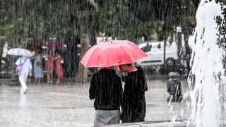 Συναγερμός για νέες καταιγίδες και έντονα φαινόμενα στην Αττική - Πώς θα εξελιχθεί η κακοκαιρία