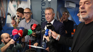 Βρούτσης μετά τη συνάντηση με μέλη του ΔΣ της ΕΟΚ: Συστήνω τον δρόμο των εκλογών το ταχύτερο δυνατό