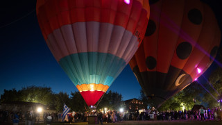 Thess Balloon Festival: Πολύχρωμα αερόστατα πλημμύρισαν τον ουρανό των Τρικάλων