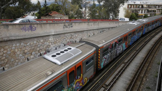 Άτομο έπεσε από πεζογέφυρα στον σταθμό του ΗΣΑΠ Αττική