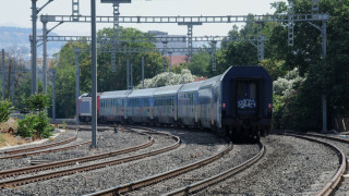 Βίντεο-ντοκουμέντο από Λάρισα: Τρένο περνά από σιδηροδρομική διάβαση με την μπάρα ανεβασμένη
