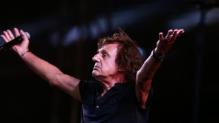 Βασίλης Παπακωνσταντίνου: «Είμαι καλά και αναρρώνω στο σπίτι» - Η ανάρτησή του