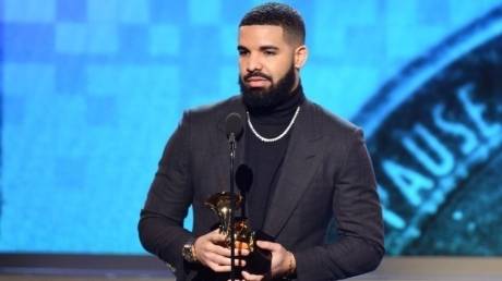 Γράφει ιστορία ο Drake - Κατέλαβε τις τρεις πρώτες θέσεις στο Billboard 200