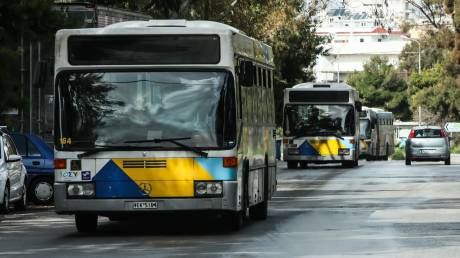 Από σήμερα τα αυξημένα πρόστιμα στα μέσα μεταφοράς για επιβάτες χωρίς εισιτήριο