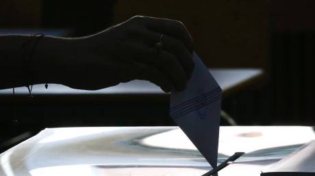 Δημοσκόπηση Opinion Poll: Προβάδισμα ΝΔ, γκρίνια για την αλαζονεία, στη Βουλή ο Κασιδιάρης