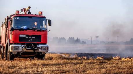 Συνελήφθησαν ένας 34χρονος και ένας 17χρονος για την πυρκαγιά στην Οινούσσα Σερρών