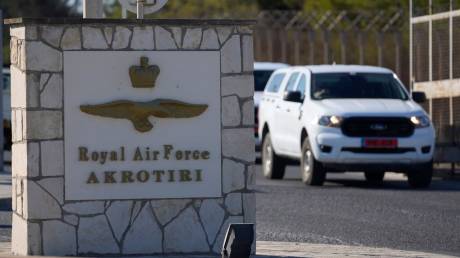 Τα μέτρα εκκένωσης στο Ακρωτήρι της Κύπρου παρατείνονται μέχρι την επόμενη εβδομάδα