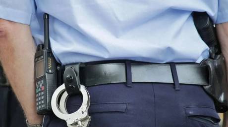 Θεσσαλονίκη: Συνελήφθη αστυνομικός μετά από καταγγελία για γενετήσιες πράξεις εις βάρος κρατούμενης